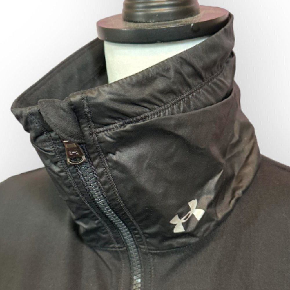 Under Armour Women's Running Jacket with Neck Guard Black Size Small - Picture 3 of 13